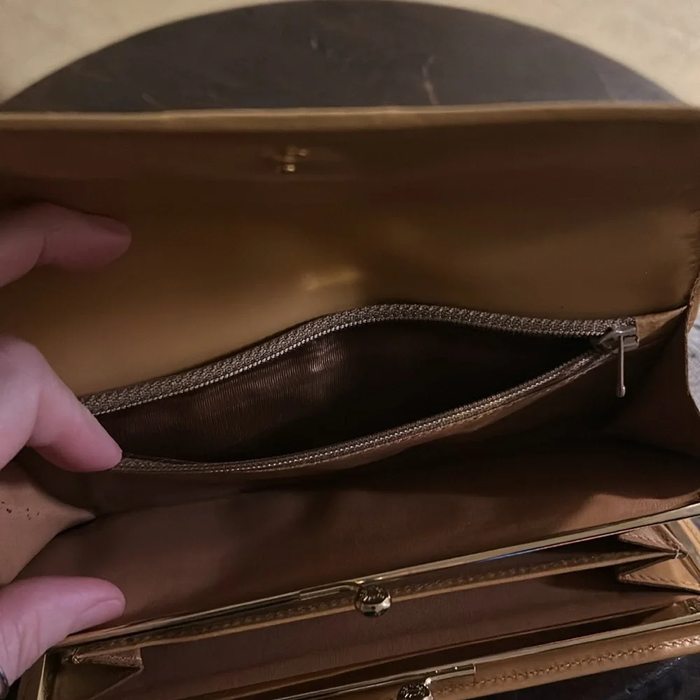 Authentic CELINE Kisslock vintage wallet Macadam Beige